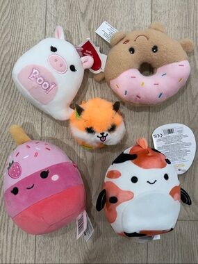 Assorted Plush Squishmallow Pet Toys